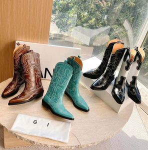 Frauen bestickte Designer Western Boots Fashion American hochwertige Cowboy-Stiefel Lederspitze Cowboy-Stiefel Größe 35-45 62576