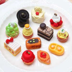 Decorative Flowers 5pcs Food Model Small Ornaments Simulation Cake Dessert Decoration Crafts DIY Jewelry Resin Plastic Accessories Wholesale