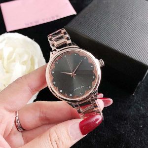 KS 2023 Nya varumärkesväckningar Kvinnor Girl Crystal Heart-Shaped Style Metal Steel Band Quartz Wrist Watch Women Watch Designer Hot Sale gratis frakt