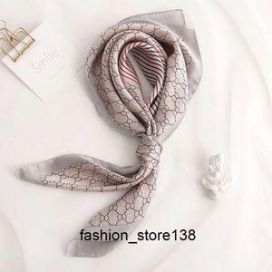 Scarves 2023 Designer Letters Print Carriage imitate Silk Scarf Headband for Women Fashion Long Handle Bag Scarves Paris Shoulder Tote Luggage Ribbon Head Wraps 70x