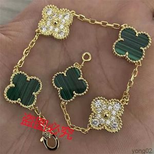 Luxury Designer Link Chain Armband Four-Leaf Cleef Clover Womens Fashion 18K Gold Armets smycken U6 16XW9 20