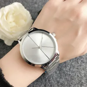 2023 Mode Vollmarke Armbanduhr Männer Frauen Stil 40 mm Luxus mit Logo Stahl Metallband Quarzuhr Großhandel Kostenloser Versand Frauenuhr Designer