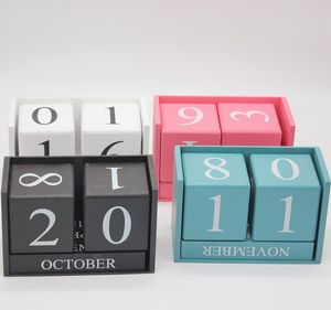 Oggetti decorativi Figurine Legno Mese Data Blocchi piccolo Calendario perpetuo Accessorio da scrivania a forma di rettangolo Quotidiano in legno per la decorazione di casa e ufficio 230926