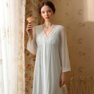 Mulheres Sleepwear Roseheart Mulheres Feminino Branco Rosa Sexy Nightdress Lace Nightwear Homewear Vestido de Luxo Camisola