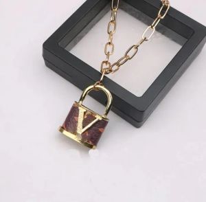 18K Gold Plated Luxury Designers Pendants Necklaces Stainless Steel Choker Pendant Necklace Beads Chain Jewelry Never Fading G2392711PE-3