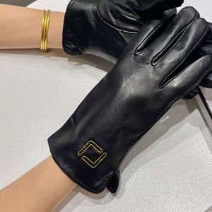 Winter Warm Genuine Leather Gloves Mittens Designer Classic Sheepskin Five Fingers Gloves Mittens For Christmas Birthday Gift