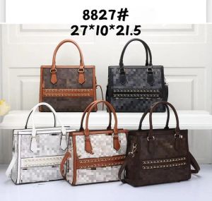 2023 Nowa najlepsza jakość designerska torba mody Kobiety Crossbody na łakomarne torebkę Lady Travel Top Queal Clutch Tourse Torebka na ramię K001