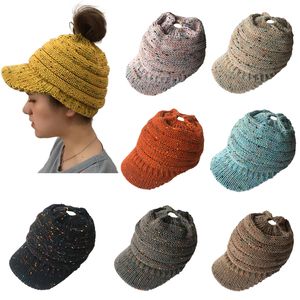 10 färger Duck Tongue Ponytail Sticked Hat Hollow Wool Hat med Brim Outdoor Warm Hat For Women