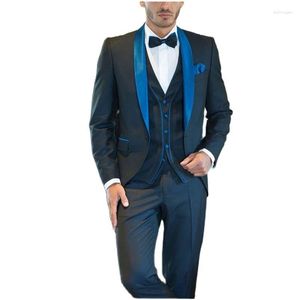 Mäns kostymer 2023 italiensk svart singel -knapp bröllop tuxedos med Royal Blue Shawl Lapel Party Formal Slim Fit Dress 3 Pieces