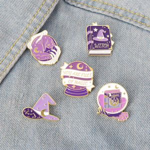 Magic Witch Hat Book Collar Brosches Women Alloy Paint Letter Moon Star Lapel Pins For Backpack Cap Kjol Badge Clothes Accessorie279z