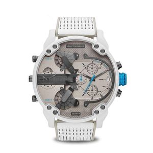 Mężczyźni Big Big Dial Watch Fashion Indywidualny Zegar Silikonowy Pas 7419 Watch Kwarc Watch Sport Business Hour Mężczyzna DZ 220208278A