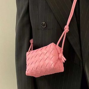 Lady Bags Kaset Bottaega BVBAG Döngü Çanta Tasarımcısı 2023 Bag Deri Dokuma Döngü Kamera Şeker Mini Bir Omuz Diagonal Çarpıcı Küçük Kare