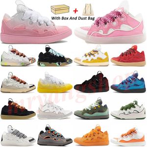 Designer Curb Moafers Lavins Sneakers Sapatos para Mens Mulheres Tamanho Grande 12 Preto Bege Rosa Em Relevo Bezerro Graffiti Plataforma Luxo Lanvinlies Bota Treinadores 36-46