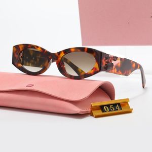 Designer Sunglass Moda Óculos de Sol Mulheres e Homens Carta Impressão Goggle Verão Opcional com Caixa YVDO