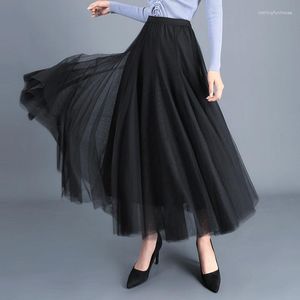 Kjolar klassisk solid färg enkel temperament elegant kjol full av fjorton stycken skarvade tvåskikts gasväv lång kjol.