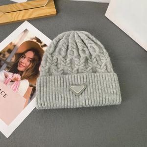 Luxe Solid Knit Beanie Fashion Warm Thick Skull Caps Casual Bonnet Hat Girls Men Beanie Female Cap