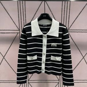 23MI LITET DRUKUJ LUKA Luksusowe swetry Women Designer Designer Sweater Kobiet Kobiet Kurtka kardiganowa