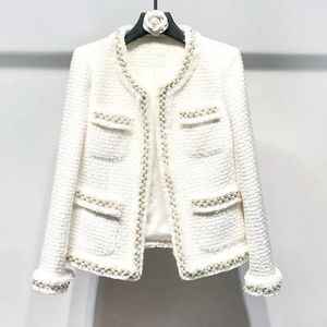 Misto lana da donna Giacca da donna in tweed bianco Perline fatte a mano Cappotto di lana primavera / autunno / inverno Giacca classica in lana Donna 230927