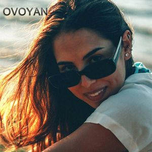 Occhiali da sole ONOYAN 2023 Ovale Rettangolo Donne Occhiali Quadrati Per Le Donne/Uomini Occhiali Moda Femminile Vintage Colorato Gafas De Sol