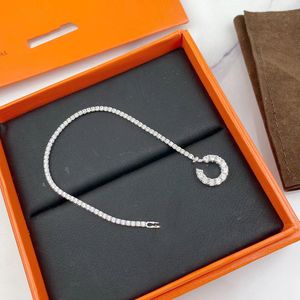 Bracelet designer bracelet luxury bracelets designer diamond letter Solid Colour Design women bracelet fashion Versatile Style bracelet Christmas Gifts box nice