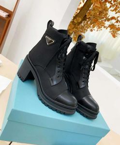 Black Martens Boots Triangle-Logo Designer Leather Nylon Fabric Boots Otchle Boots Boot Women Block Block Cyeled Platform Swees Lady High Heel Pumps