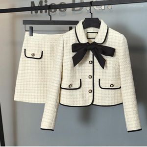 Arbeitskleider Kleiner Duft Luxus Tweet Jacke Damen Schleife Kurzmantel Frauen 2023 Herbst Winter Eleganter Rock Anzüge Zweiteiliges Set Outfit