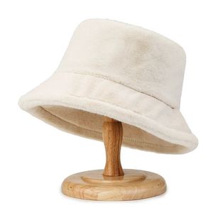Шляпы с широкими полями Панама Шляпа-ведро из искусственного меха ягненка Женская зимняя теплая мягкая панамская шляпа Открытая рыбацкая шапка для женщин Сплошной цвет Шапочка-бини 230927