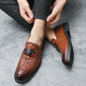 Krokodyl młodzieżowy mężczyzna mężczyźni formalne buty solidny kolor codzienny bankiet brytyjskie buty biznesowe