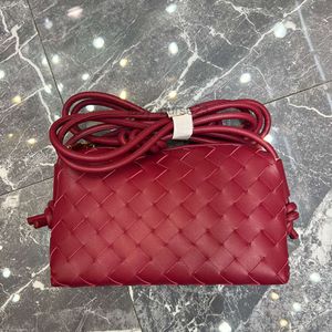 Plaid Lady Square Bags Phone Cassette Mini Botteega Pillow Bvbag Small Loop Cowhide Purse Messenger Spring Designer Mobile Bag Woven Sgwz