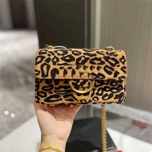 Sälj Pink Swallow Leopard Print Chain Designer Bag Läder Luxury Bags Womens Tote Bag Crossbody Pouch Purse Handbag Messengers Lady Pures 221017