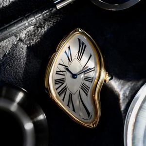 腕時計の男性女性サファイアクリスタルクォーツウォッチオリジナルシュルレアリスムアートデザイン腕時計防水ステンレス鋼Irregula31c