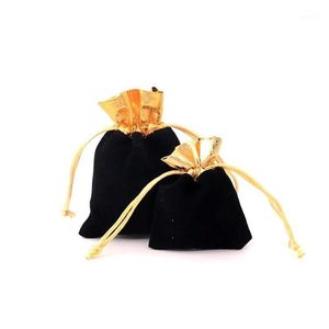 Geschenkverpackung 100 teile / los 7x9 9x12 cm Schwarz Samtbeutel Kleine Gold Satin Streifen Taschen Süßigkeiten Schmuck Verpackung Party Kordelzug Beutel Tasche12854