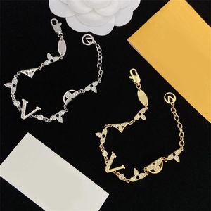 Plated gold bracelet for women designer flower letter bracelets jewelry luxurious charm chains lock heart fashion silver color cry233g