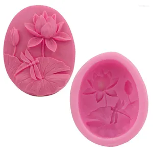 Stampi da forno Stampo 3D Lotus per sapone fatto a mano Creazione di ornamenti in gesso in silicone fai-da-te Stampi per decorazione torta Foglia Libellula