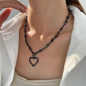 Choker gotisk vintage Sacred Heart Charm Halsband för kvinnor Fashion Pagan Witch Jewelry Gift Personlighet Thorns Chain Angel