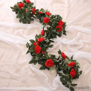 Juldekorationer Silk Artificial Rose Vine Hanging Flowers for Wall Christmas Rattan Plants lämnar Garland Romantisk bröllopshemdekoration