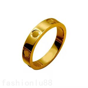 Anelli di lusso amore anello designer di gioielli da donna diamante retro fascia placcato oro non allergico ornamento compleanno più stili fine moissanite anello da uomo zb010