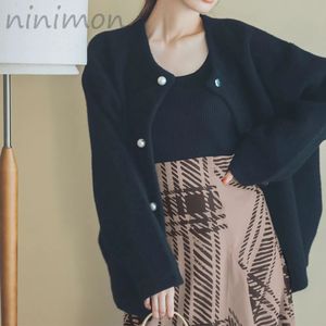 Womens Knits Tees NINIMON Pearl Button Knit Jacket Mulheres Chic Trim Manga Longa Cardigan Outerwear Casual Sweater Animal Wool Coat 230927