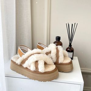 أزياء أحذية الشتاء النعال الفرو الداخلية منزل كامل فروي ناعم رقيق منصة منصة