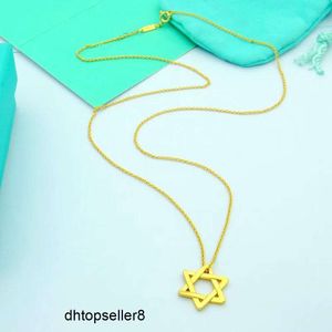 top Collana femminile con stella a sei montature, pendente cavo esagonale, catena clavicola da donna leggera