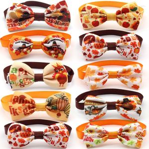 Abbigliamento per cani 30/50 pezzi Accessori Giorno del Ringraziamento Tacchino Cani Papillon per animali domestici Archi autunnali per piccole forniture