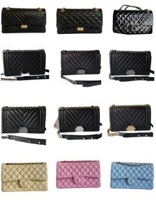 10a kvinna designer crossbody väska klassisk klaffväska lady axel handtag påsar läder diamantgitter lyxiga designers kvinna handväska cc handväska kedja väskor