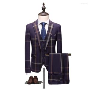 Men's Suits Blazers Men's Suits High Sense Mens Plaid Three Piece Suit 2023 Business Casual Professional Sets Male Groom Wedding Dress Stage Costume
