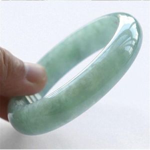 Natural Jade Armband Bredden är cirka 12mm-15mm Diametern 52mm-65mm 268o