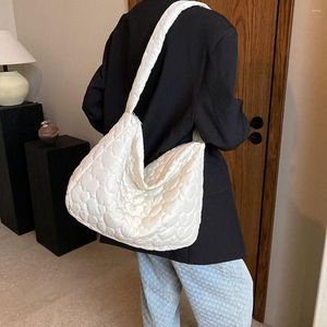 Вечерние сумки, женская стеганая сумка с сердечком, модная пуховая сумка-хобо, повседневная мягкая сумка через плечо, большая вместимость, мягкая зимняя сумка для покупок