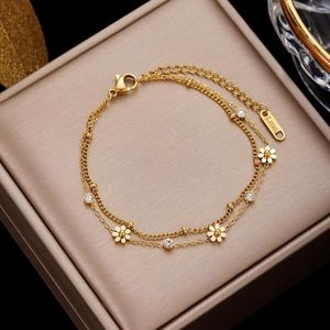 Braccialetti con ciondoli Piccola margherita Bracciale a doppio strato con zirconi carini Pianta cinque fiori di pruno Gioielli da donna Regalo in acciaio inossidabile Trifoglio semplice