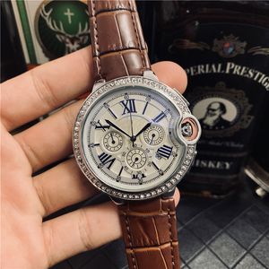 2023 MEN KWARTZ KARTZ WATM Fashion Square Blue Dial Metalowe paski ze stali nierdzewnej Casual Watches Sport Clock Montre de Luxe Car004