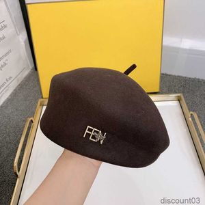 Tasarımcı Yün Beret Şapkaları Kadın Tasarımcıları Klasik Günlük Kadınlar Beanie Cap Lüks Beralar Waim Moda Kapakları Polar Casquette D2109234HL4WZB