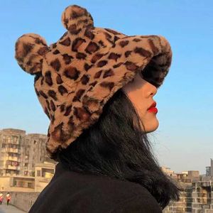 Stingy Brim Hats Winter Women Leopard Bucket Bear Ears Fisherman Hat Soft Plush Velvet Caps Fur Fluffy Warm Thicken Bob Panama Cap Sun 230916