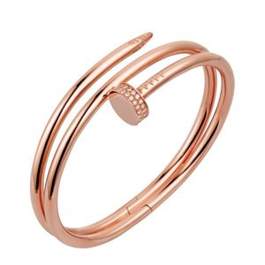 nagelserien Bangle Au 750 18 K Gold Plated Mässing Never Fade Officiella Replica Jewelry Top Quality Luxury Brand Par Bangles Class212d